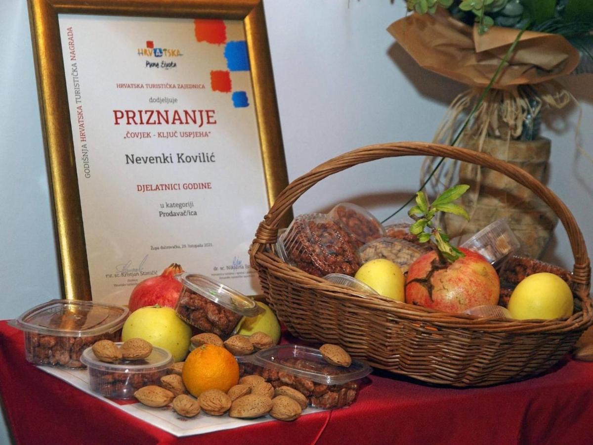 Visovac Rooms And Breakfast Skradin Eksteriør bilde